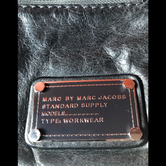 ❤️Authentic Marc by Marc Jacobs Leather Clutch/Bag - Picture 3 of 8